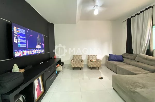 Sobrado para venda, 3 quarto(s),  Vila Morais, Goiânia