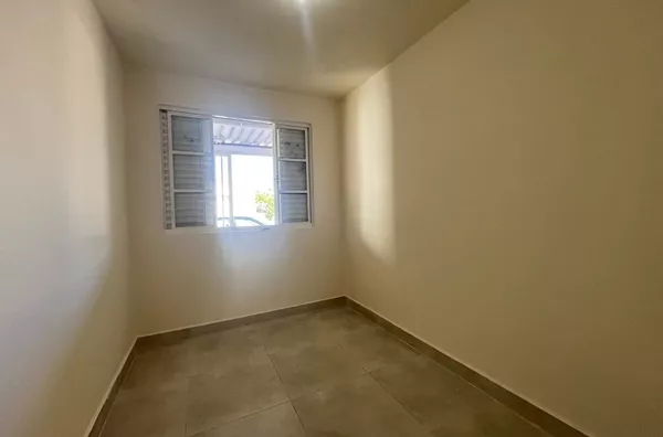 Casa para venda, 3 quarto(s),  Núcleo Habitacional Juscelino Kubitschek, Marilia