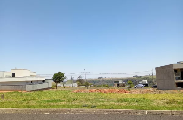 Terreno para venda,  Loteamento Residencial E Comercial Fazenda São Sebastião, Marilia