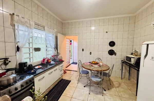 Casa para venda, 3 quarto(s),  Jardim Continental, Marilia