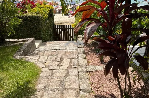 Paraíso à Beira-Mar. Casa para venda,  Ponta Das Canas, Florianópolis - Foto 3