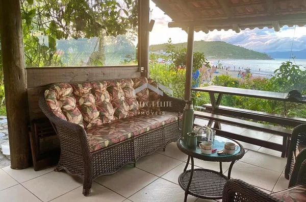 Paraíso à Beira-Mar. Casa para venda,  Ponta Das Canas, Florianópolis - Foto 5