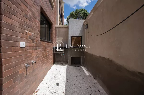 Sobrado com 4 dormitórios à venda, 161 m² por R$ 760000 - Xaxim - Curitiba/PR - Foto 4