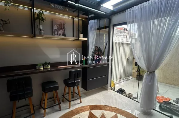 Sobrado de frente para rua com area gourmet para venda,  Alto Boqueirão, Curitiba