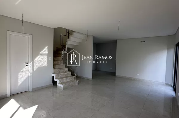 Sobrado com otima localização, 4 quartos 4 Banheiros para venda,  Boqueirão, Curitiba - Foto 3