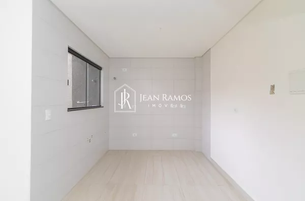 Sobrado amplo para venda,  Uberaba, Curitiba - Foto 4