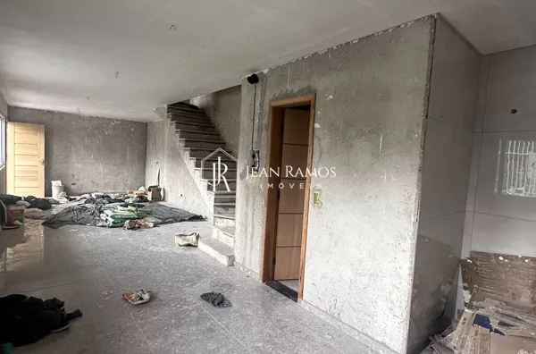 Amplo Sobrado de frente para a rua  para venda,  Alto Boqueirão, Curitiba - Foto 5