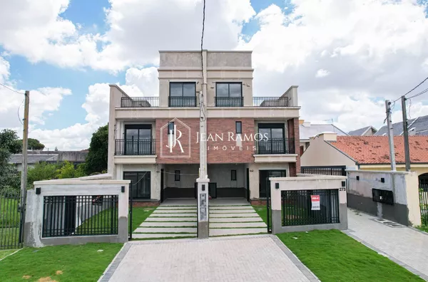 Sobrado com 4 dormitórios à venda, 161 m² por R$ 799900 - Xaxim - Curitiba/PR - Foto 1