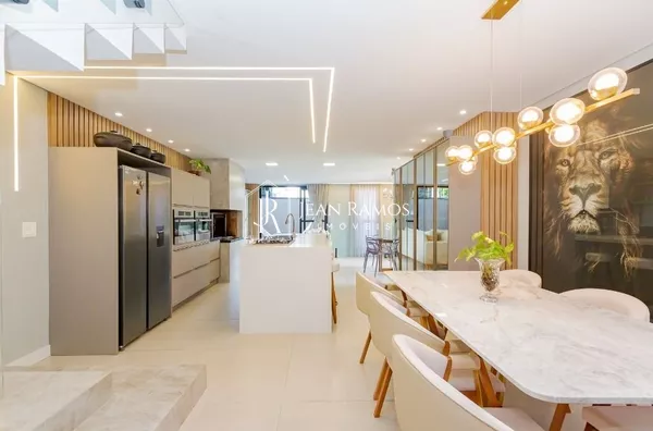 Sobrado para venda,  Pinheirinho, Curitiba - Foto 1