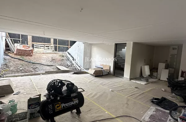 Sobrado para venda, 3 quarto(s),  Xaxim, Curitiba - Foto 4