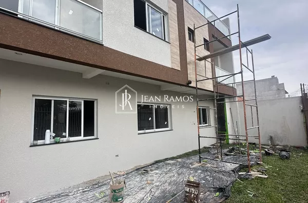 Amplo Sobrado de frente para a rua  para venda,  Alto Boqueirão, Curitiba - Foto 3