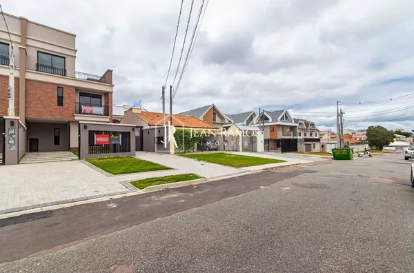 Sobrado para , 4 quarto(s),  Xaxim, Curitiba - Foto 4