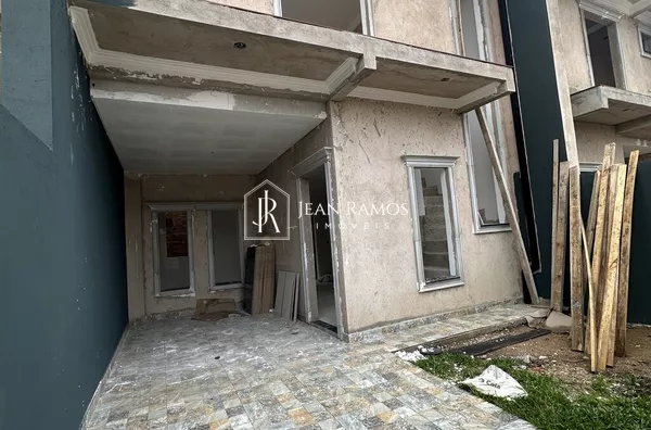 Sobrado de frente para rua para venda,  Boqueirão, Curitiba - Foto 2