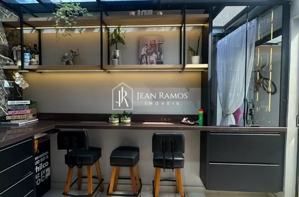 Sobrado de frente para rua com area gourmet para venda,  Alto Boqueirão, Curitiba