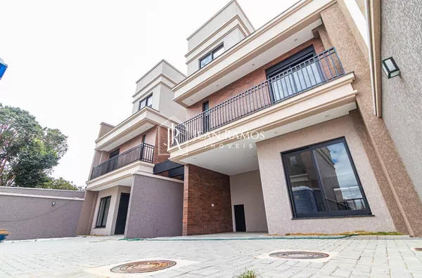 Sobrado com 4 dormitórios à venda, 161 m² por R$ 760.000 - Xaxim - Curitiba/PR - Foto 1