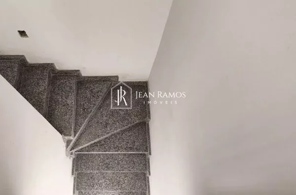 Sobrado de frente para rua no Alto Boqueirão - Foto 6