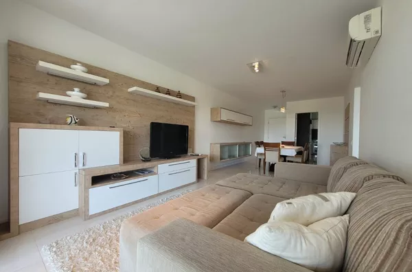 Apartamento Mobiliado com Vista Mar e 3 Dormitórios em Palmas - Foto 4