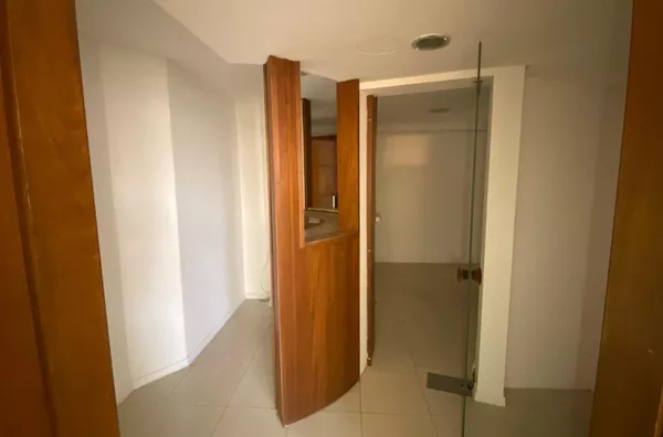 Sala Comercial 79m² no Centro de Porto Alegre – Ideal para Psicólogos e Terapeutas - Foto 14