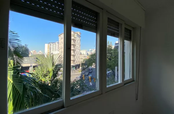 Apartamento à venda 3 Quartos -  Bairro Moinhos de Vento com 100m² | R$ 525.000,00 - Porto Alegre - Foto 20