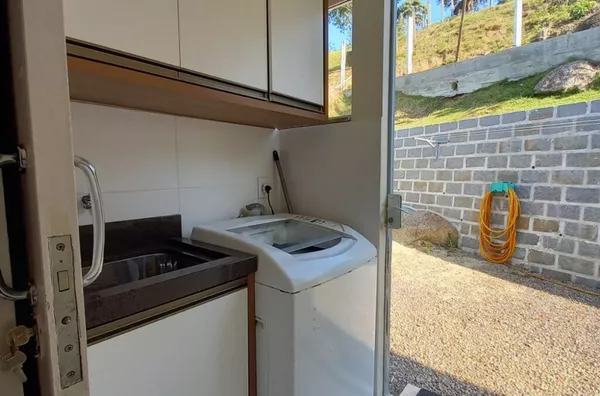 Casa Mobiliada com Terreno Amplo – 1.900m² no Bairro Dona Lucinda! - Foto 4