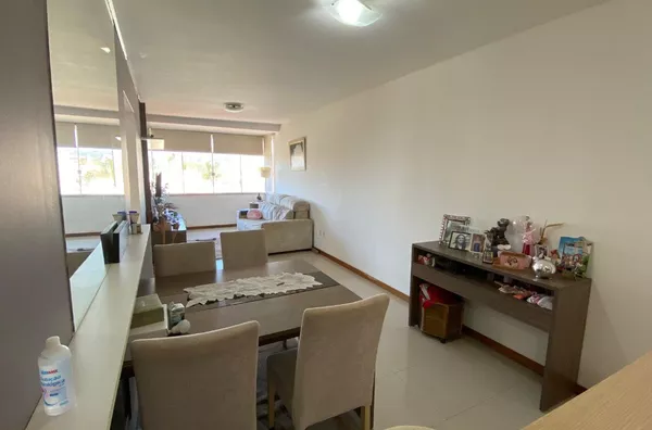 Apartamento com 2 quartos e 66m² à Venda no bairro Camaquã, Porto Alegre - Foto 2