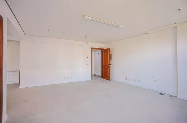 Sala Comercial no Edifício Austin – Av. Carlos Gomes | Porto Alegre – 100m² Privativos - Foto 11