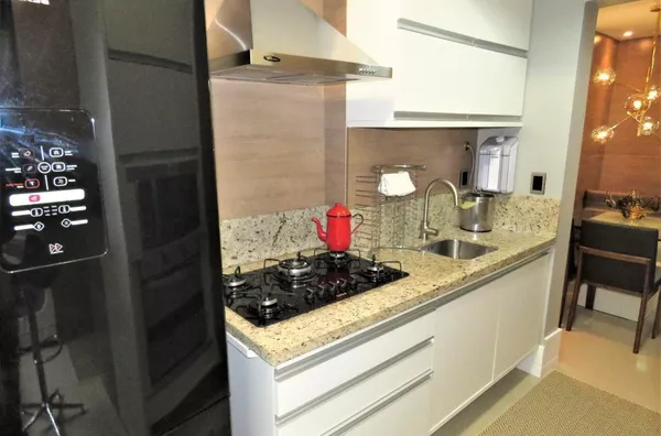 Casa 2 Dormitórios no Bairro Humaitá à Venda – Reformada - Porto Alegre - Foto 9