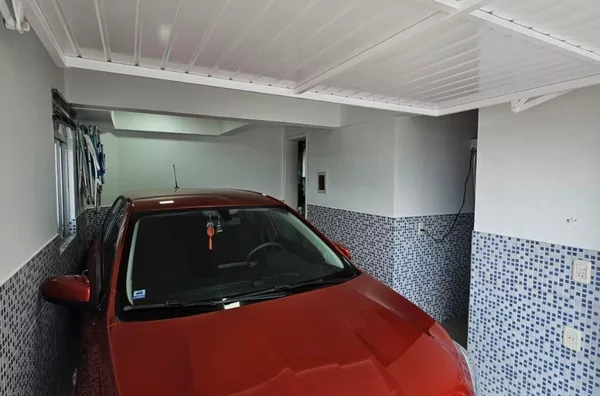 Sobrado à venda, 3 quartos no bairro Calheiros em Governador Celso Ramos