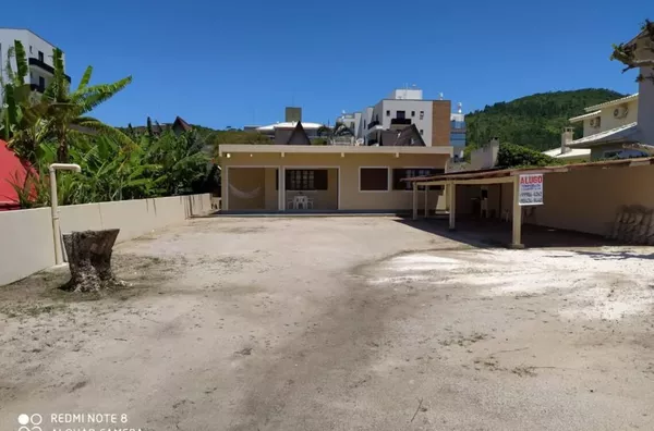 Casa para aluguel TEMPORADA, 3 quartos - Governador Celso Ramos
