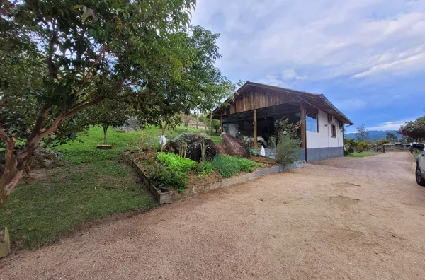 Chácara Mobiliada com 2.500m² em Areias de Baixo – R$ 1.250.000 - Foto 16