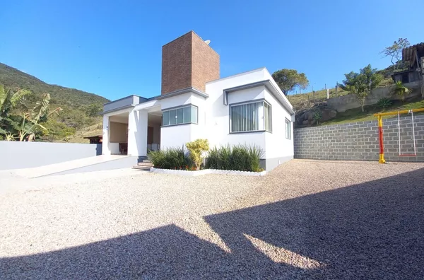 Casa Mobiliada com Terreno Amplo – 1.900m² no Bairro Dona Lucinda! - Foto 26