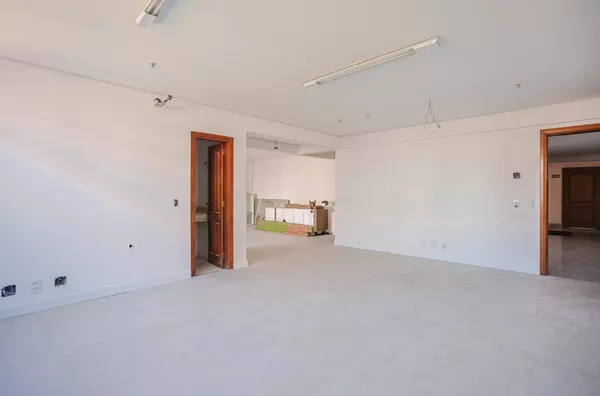 Sala Comercial no Edifício Austin – Av. Carlos Gomes | Porto Alegre – 100m² Privativos - Foto 15