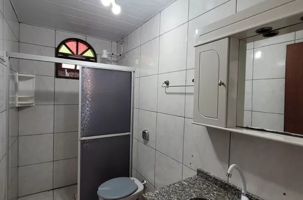 Casa com 3 Dormitórios e Terreno Amplo a 500m do Mar em Calheiros – R$ 500 mil - Foto 12