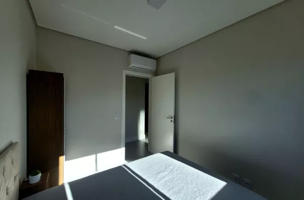 Apartamento Mobiliado com 3 Dormitórios a Poucos Passos do Mar na Praia de Palmas - Foto 10