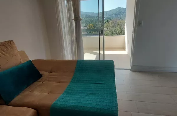 Residência de Alto Padrão com Piscina e Espaço Gourmet – Fazenda da Armação, Governador Celso Ramos - Foto 29