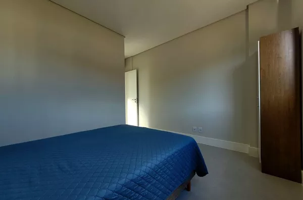 Apartamento Mobiliado com 3 Dormitórios a Poucos Passos do Mar na Praia de Palmas - Foto 9