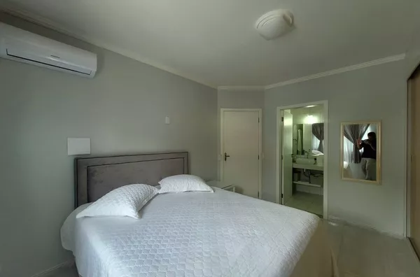 Casa Espetacular com Piscina e Jardim na Praia de Palmas – 360m² de Terreno - Foto 12
