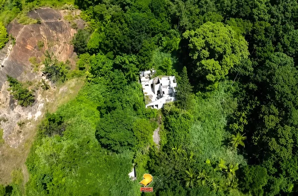 Terreno Comercial na BR-101 com Acesso Aprovado – 24.000 m² (2,5 hectares) Santa Catarina