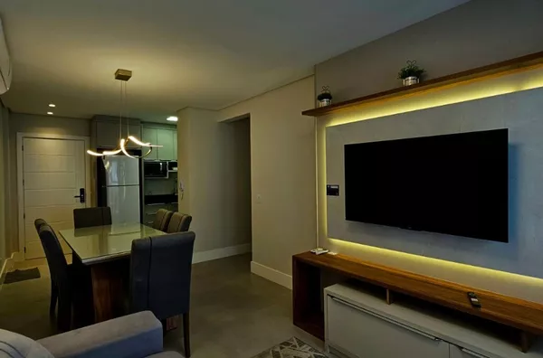 Apartamento a 80 Metros do Mar! 2 Suítes, Mobiliado e Pronto para Morar - Praia de Palmas - Foto 1