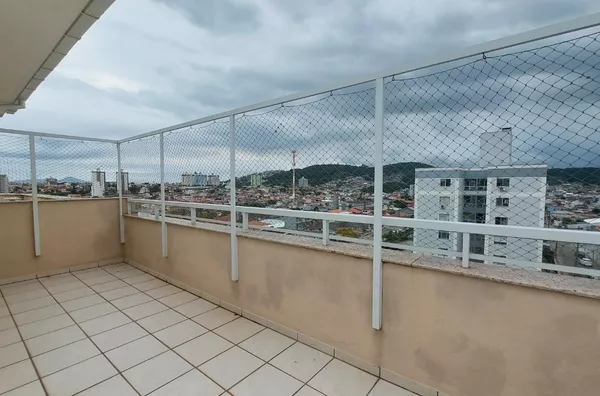 Cobertura com 3 quartos e Vista Panorâmica no Bairro Ipiranga – São José/SANTA CATARINA - Foto 1