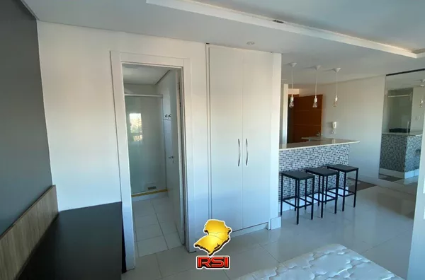 Studio Mobiliado com Vaga no Três Figueiras – Porto Alegre | Alto Padrão e Infraestrutura Completa!