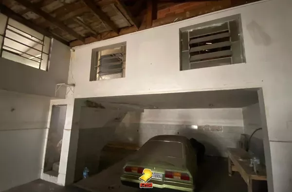 Prédio Comercial à Venda na Santana | Localização Estratégica para Investidores!
