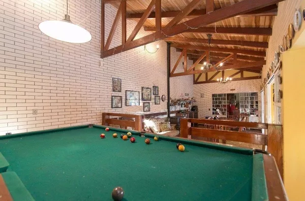 Casa 4 Quartos na Zona Alta da Tristeza – Porto Alegre –  4 Vagas de Garagem e Piscina. - Foto 19