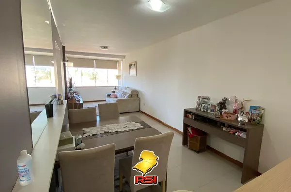 Apartamento com 2 quartos e 66m² à Venda no bairro Camaquã, Porto Alegre