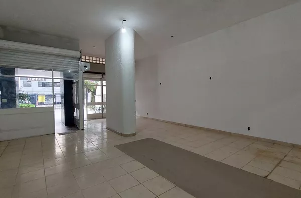 SALA COMERCIAL TÉRREA PARA ALUGUEL OU VENDA NO CENTRO HISTÓRICO – PORTO ALEGRE - Foto 4