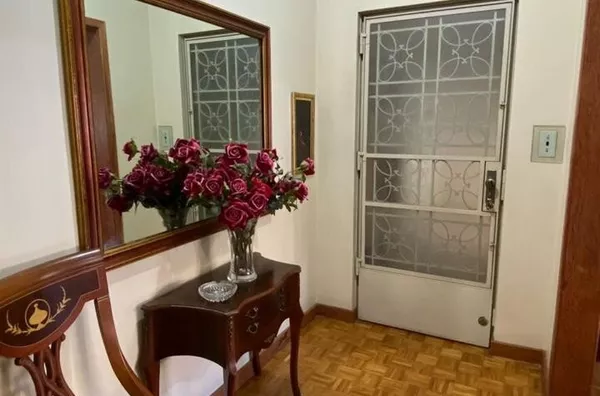 Apartamento Semi-Mobiliado com 3 Quartos e Suíte no Bairro Independência – Porto Alegre - Foto 5