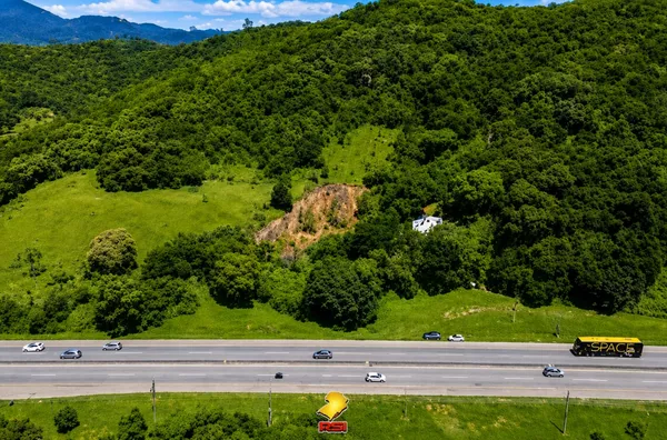 Terreno Comercial na BR-101 com Acesso Aprovado – 24.000 m² (2,5 hectares) Santa Catarina
