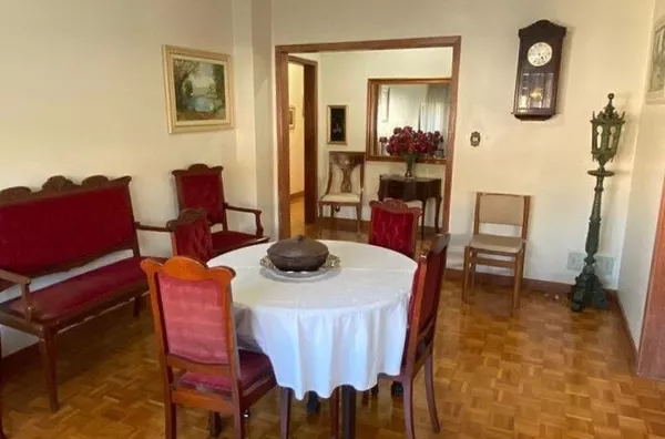 Apartamento Semi-Mobiliado com 3 Quartos e Suíte no Bairro Independência – Porto Alegre - Foto 9