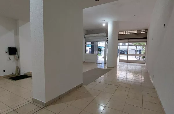 SALA COMERCIAL TÉRREA PARA ALUGUEL OU VENDA NO CENTRO HISTÓRICO – PORTO ALEGRE - Foto 5
