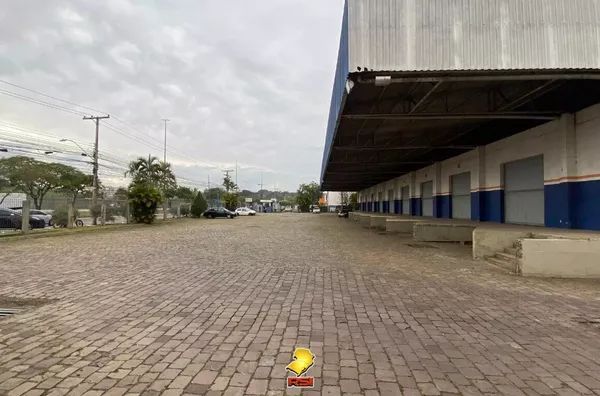 Área Industrial com 7.000m² | Renda Passiva + Logística Premium – Porto Alegre | Alugada por R$ 54 mil